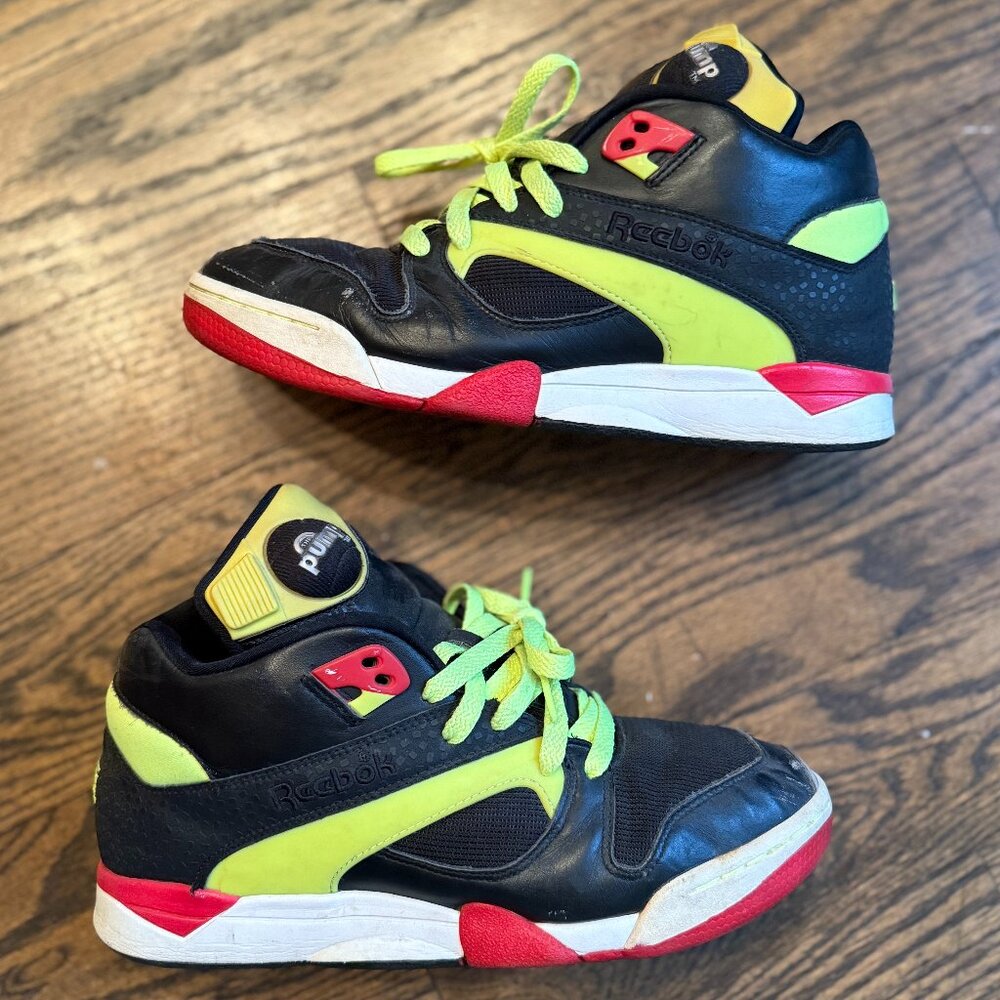 Reebok Pump Court Victory – Classic Tennis Shoe